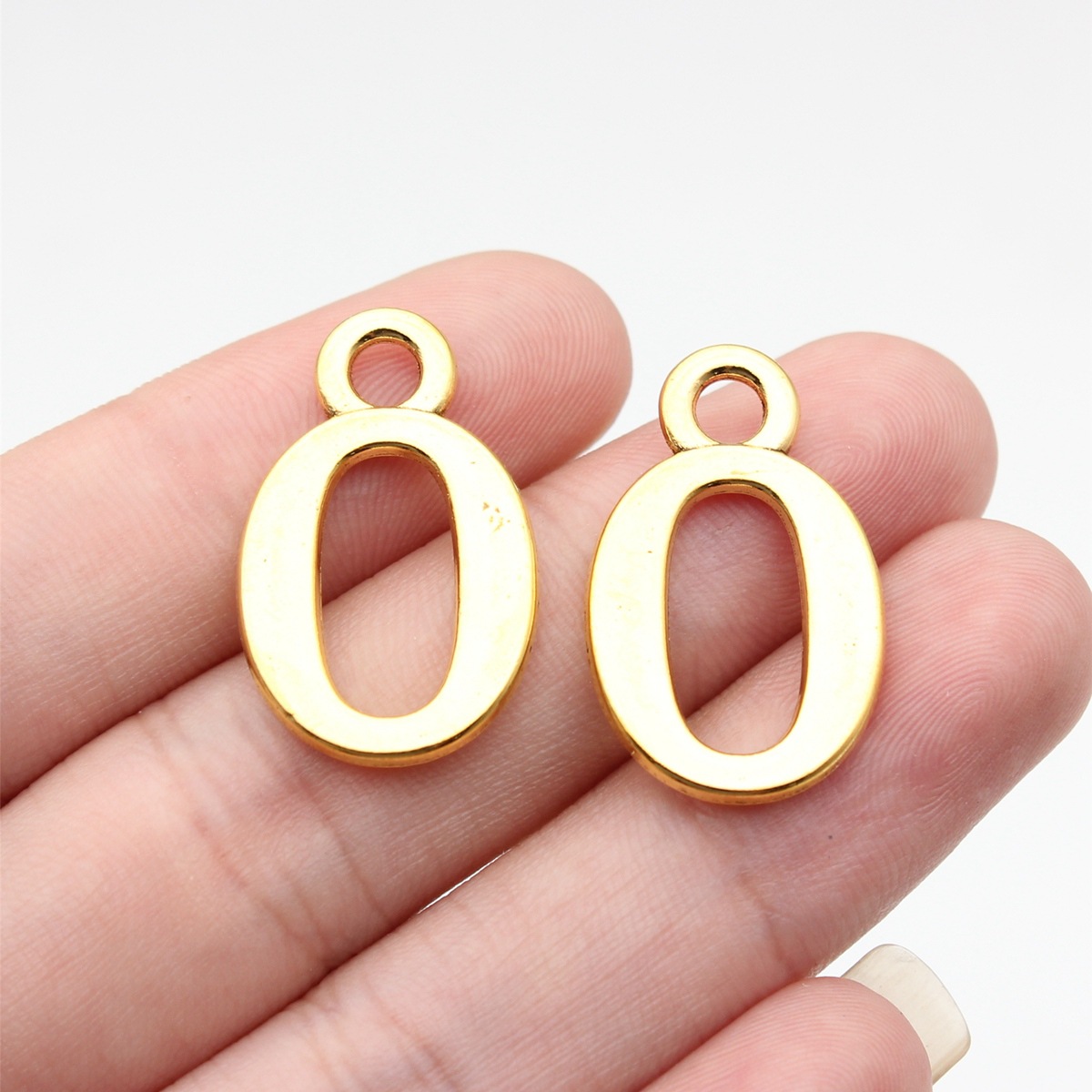 Vintage Fashion Stores - 10 個 26x16mm アンティークゴールドカラー番号 0 〜